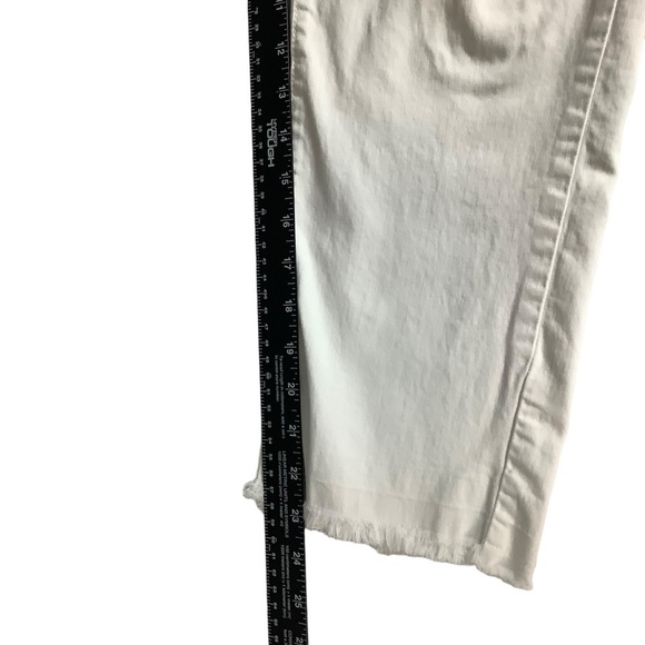 Burberry London Jeans Distressed Cropped White Size 32 Waist (measured) - Picture 5 of 10